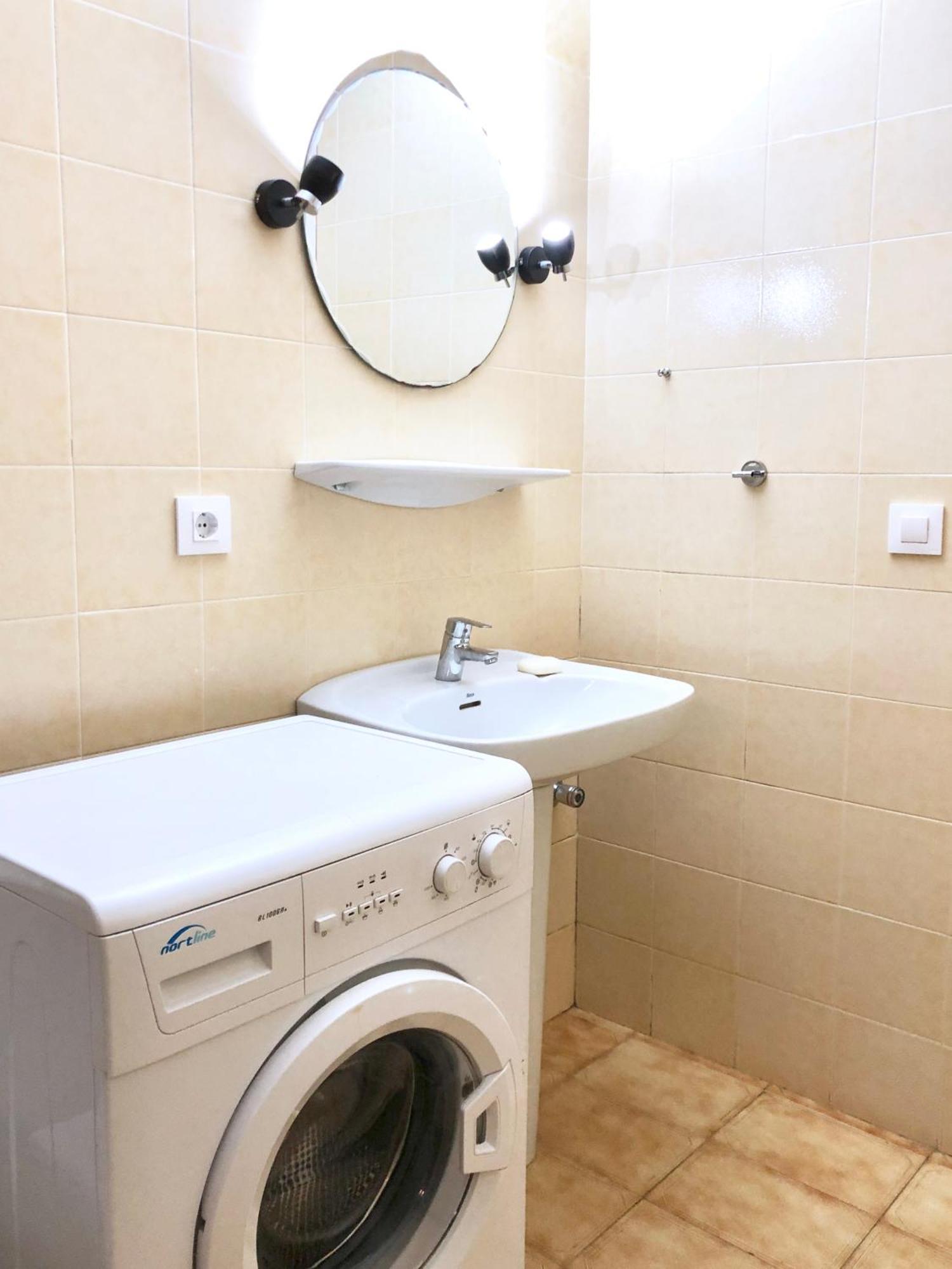 Apartament Amb Jardi A La Platja D'エンプリアブラバ エクステリア 写真