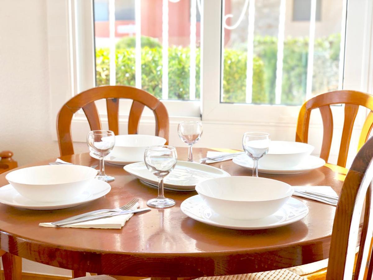 Apartament Amb Jardi A La Platja D'エンプリアブラバ エクステリア 写真