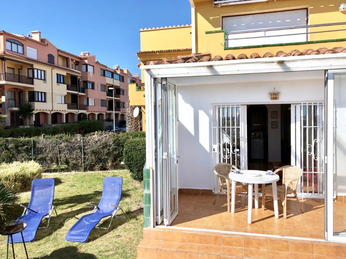 Apartament Amb Jardi A La Platja D'エンプリアブラバ エクステリア 写真