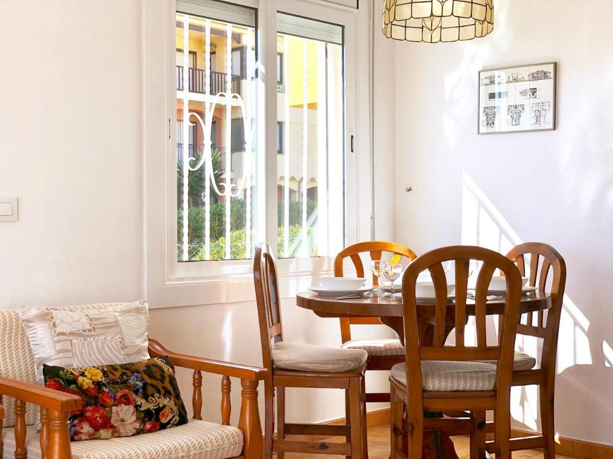Apartament Amb Jardi A La Platja D'エンプリアブラバ エクステリア 写真